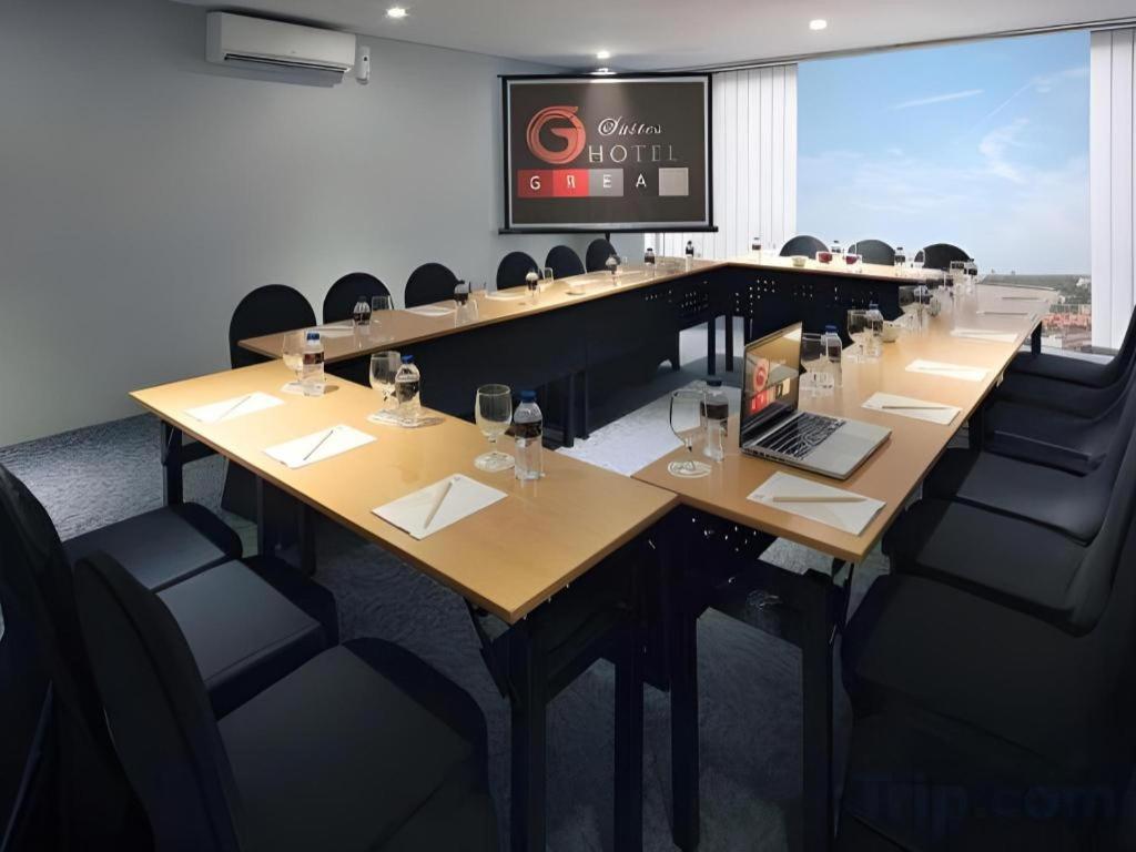 G Suites Hotel By Amithya Surabaja Zewnętrze zdjęcie