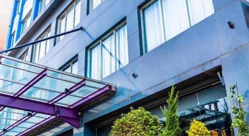 G Suites Hotel By Amithya Surabaja Zewnętrze zdjęcie